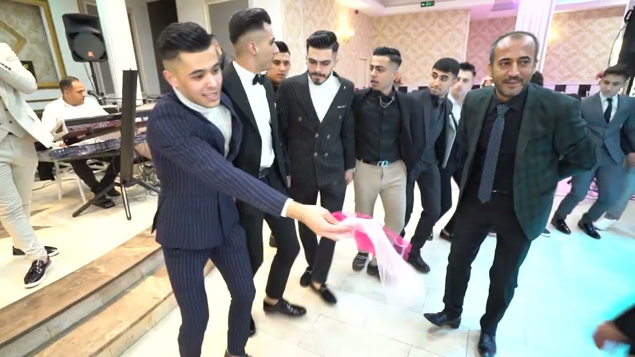 فيديو القمر يقدم لكم الفنان عمار اوزجان افراح اهلي راعي عريس احمد ابن مجحان جزء1