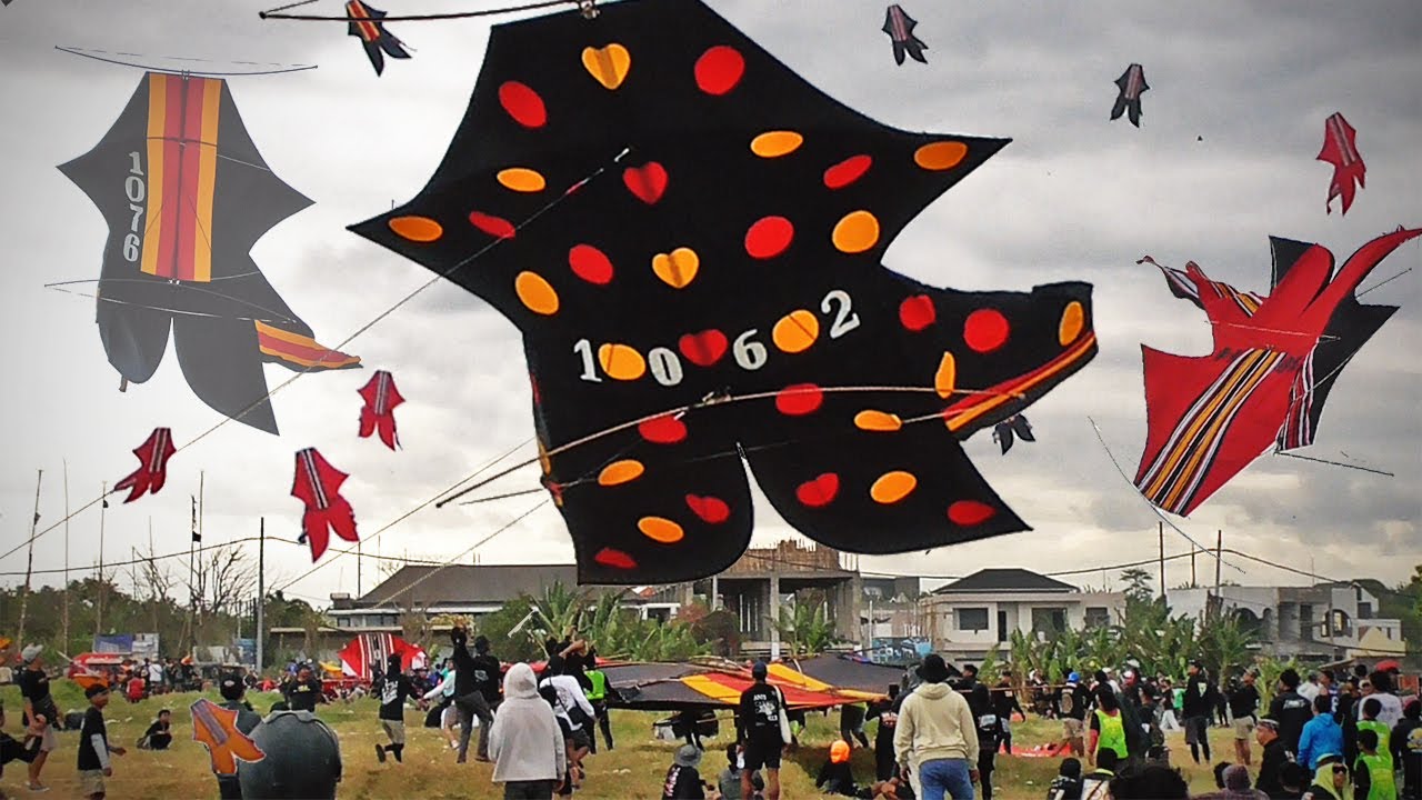 SUPER GAGAH & KEREN SEMUA BIG SIZE TARUNG DI PADANG GALAK, BIAUNG KITE FESTIVAL 2025