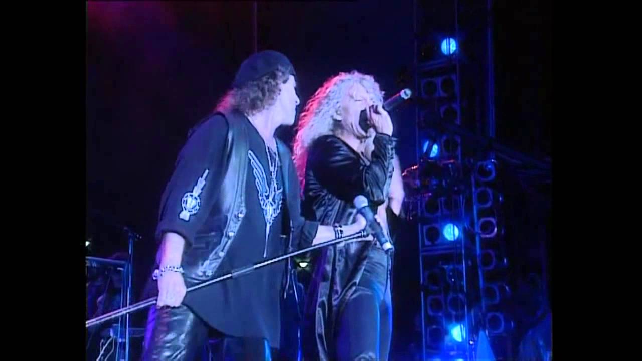 Omega + Scorpions Fekete Pillang&oacute;