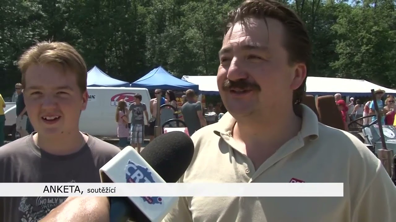 Kozlovice   1  ročn&iacute;k traktori&aacute;dy strojů dom&aacute;c&iacute; v&yacute;roby www BeskydskaTelevize cz