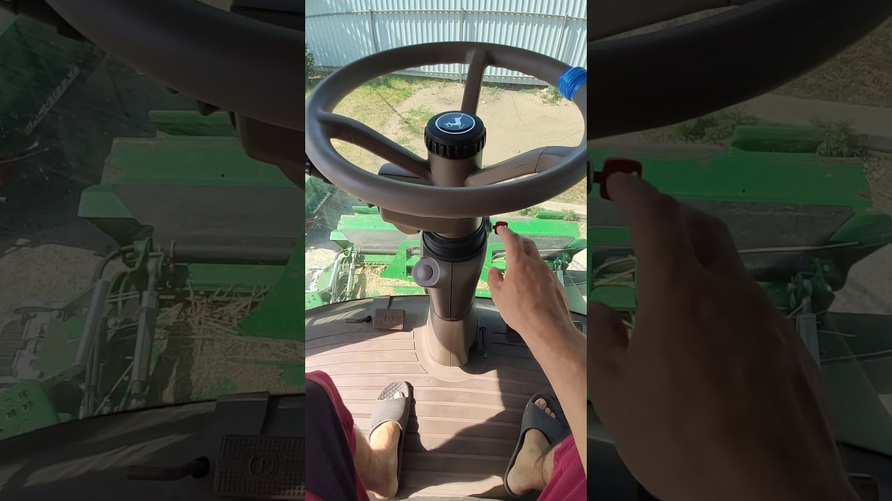 Начало рабочего дня John Deere S770i