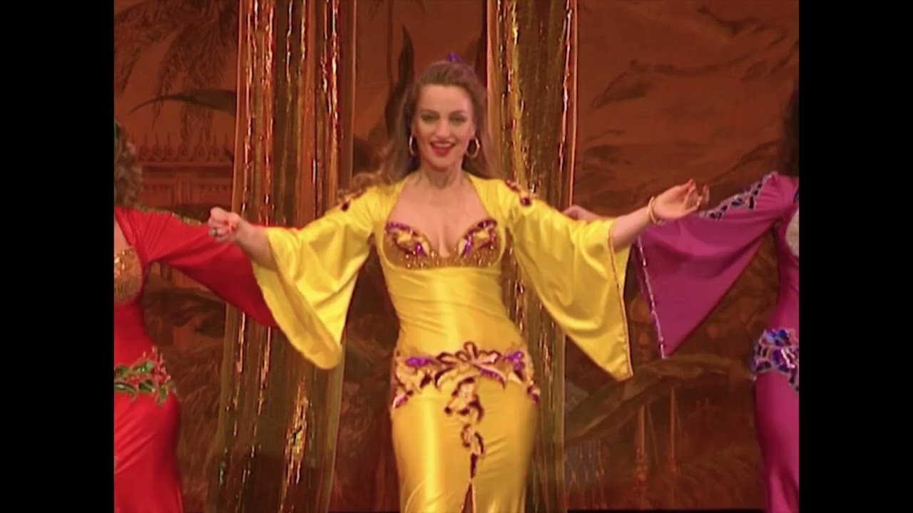 Highlights of Oriental Fantasy (17) - Beata and 4 dancers in 