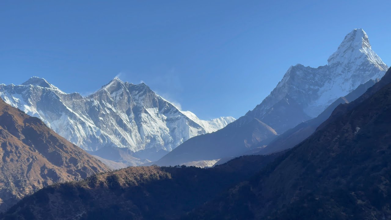 Trek to Tengboche from Namche Nepal on Everest trek 4K