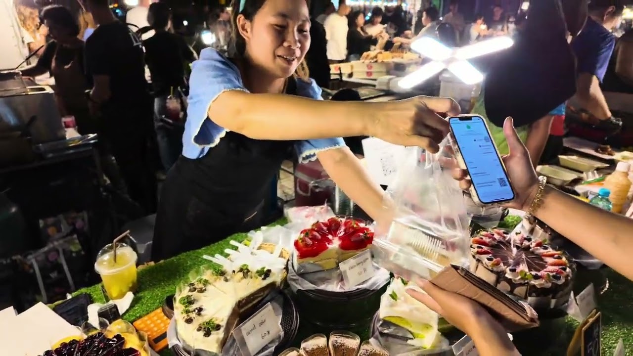 Boat avenue | Street food Thailand