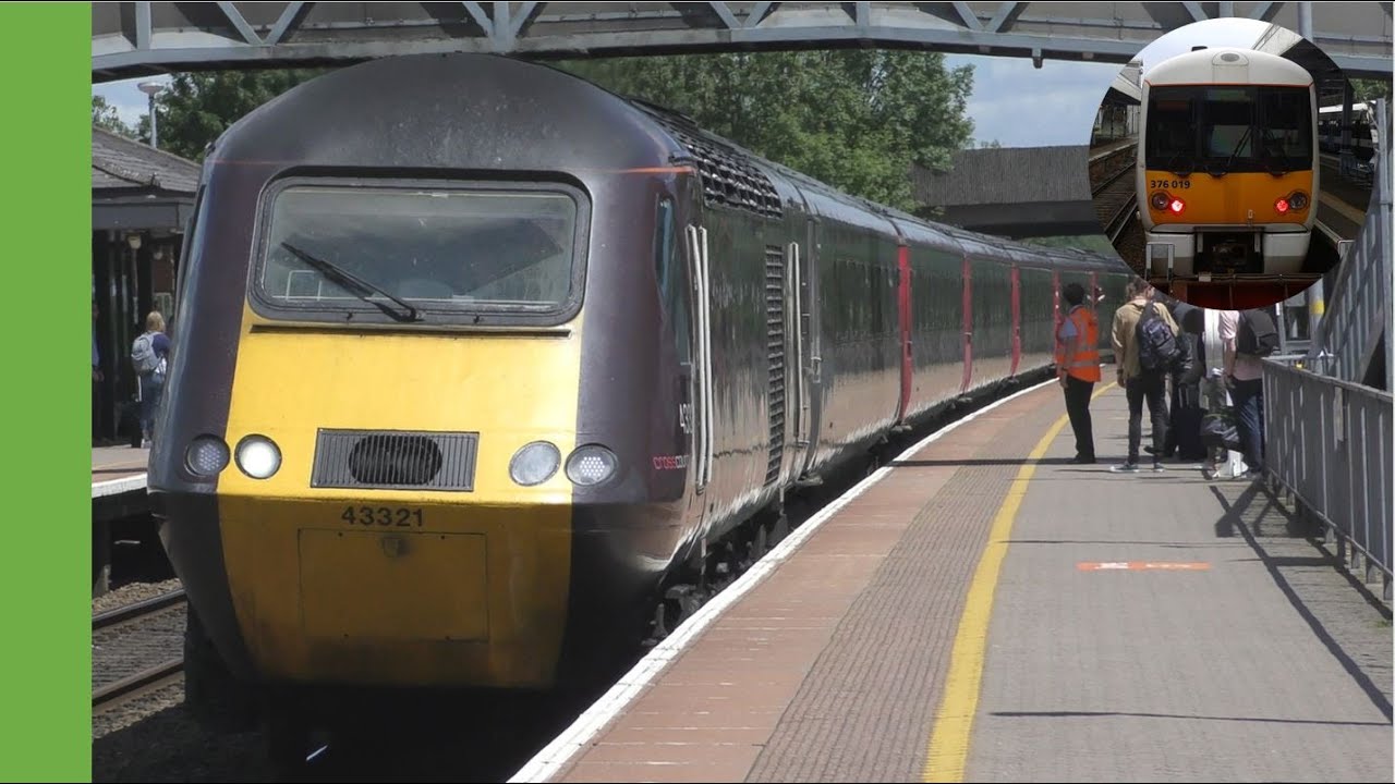 Trains at Tiverton Parkway