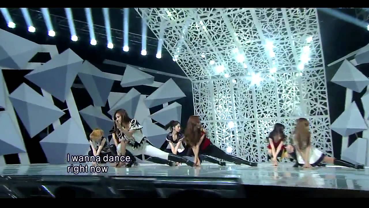 111030 SNSD - The Boys