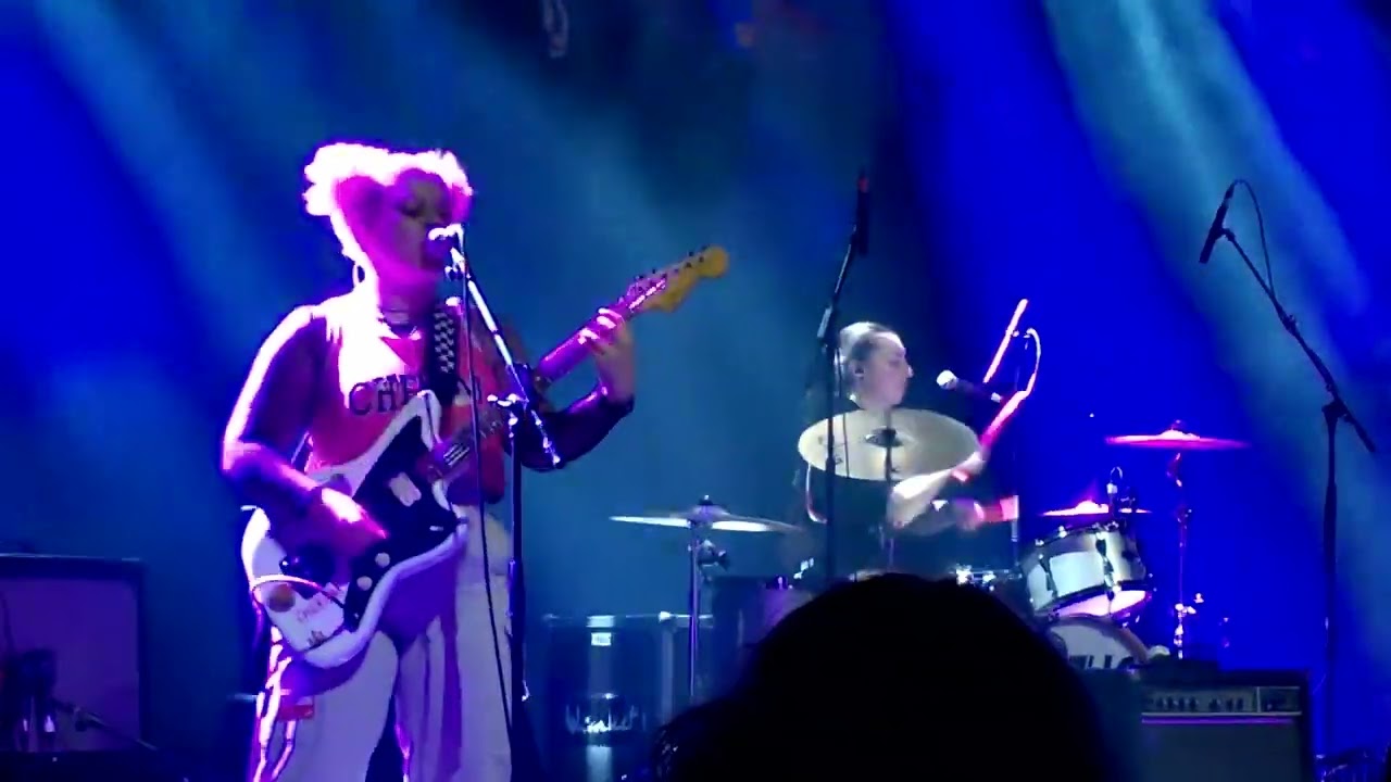 Cherym - Listening to My Head - Live at O2 Forum Kentish Town, London, April 4, 2022