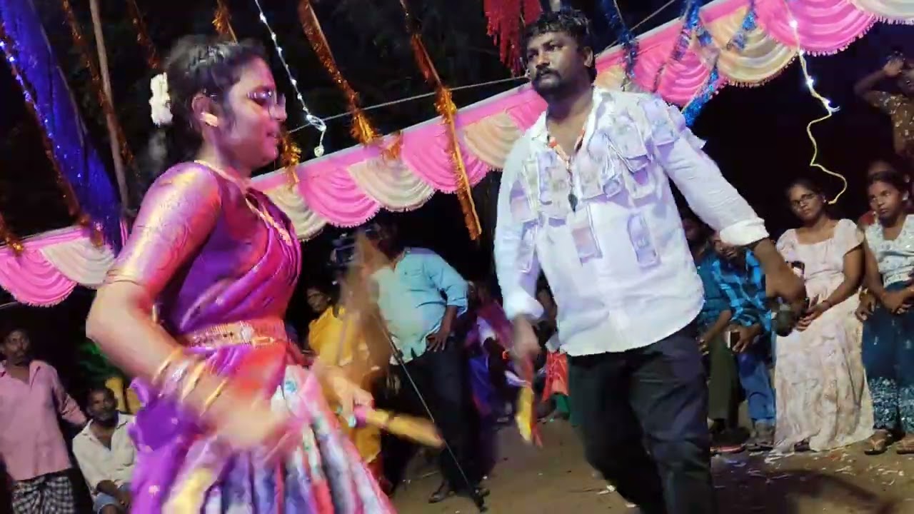 గున్న మామిడి కొమ్మ మీద... వల్లూరు కోలాట బృందం.. గురువు చల్లా తిరుమలయ్య 9989358317..