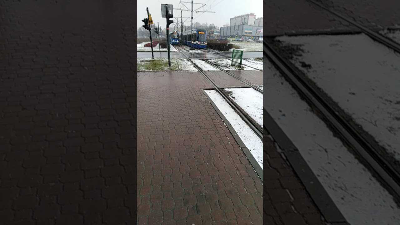 Tramwaje Krak&oacute;w 26.01.2021.EU8N