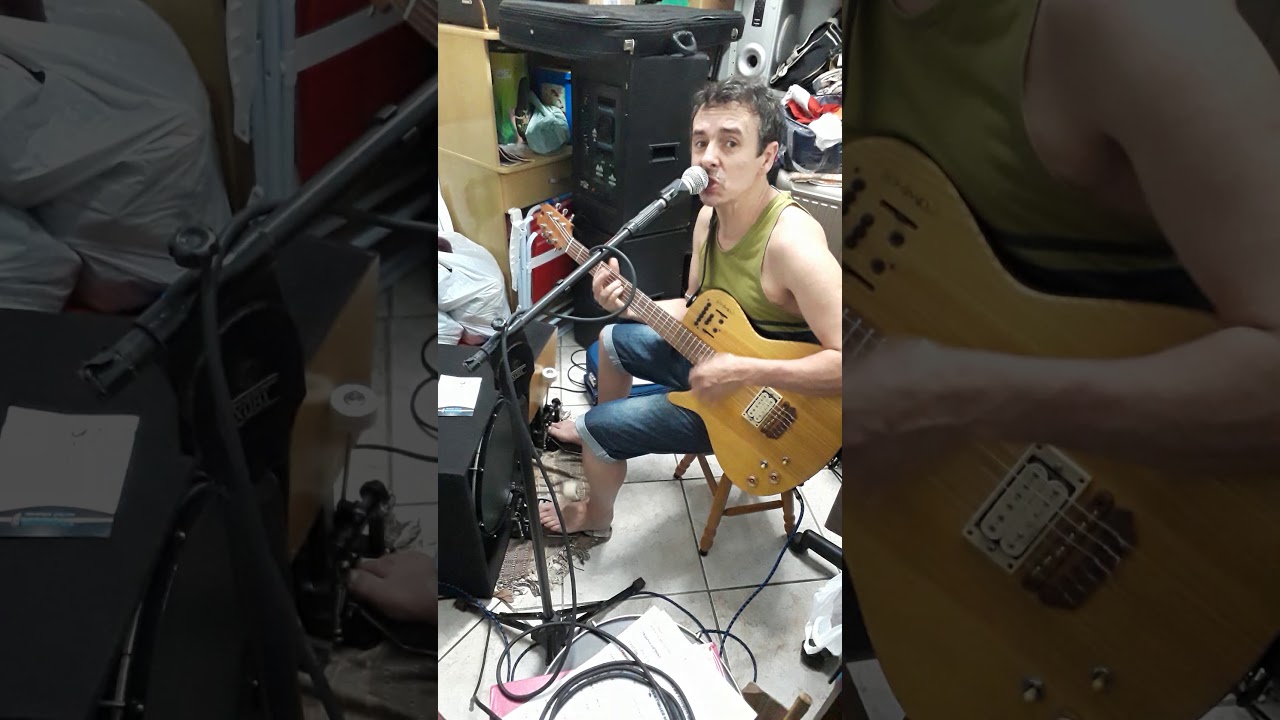 Clairton Carvalho - [ Itinho ] no pagodinho com voz, violão e percussão.