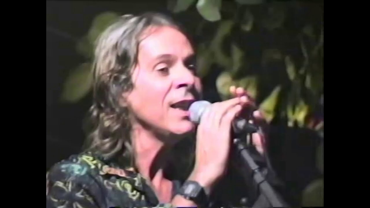 Beto Guedes - Cantar (Ao vivo na reinauguração da praça Godofredo Guedes em Montes Claros )