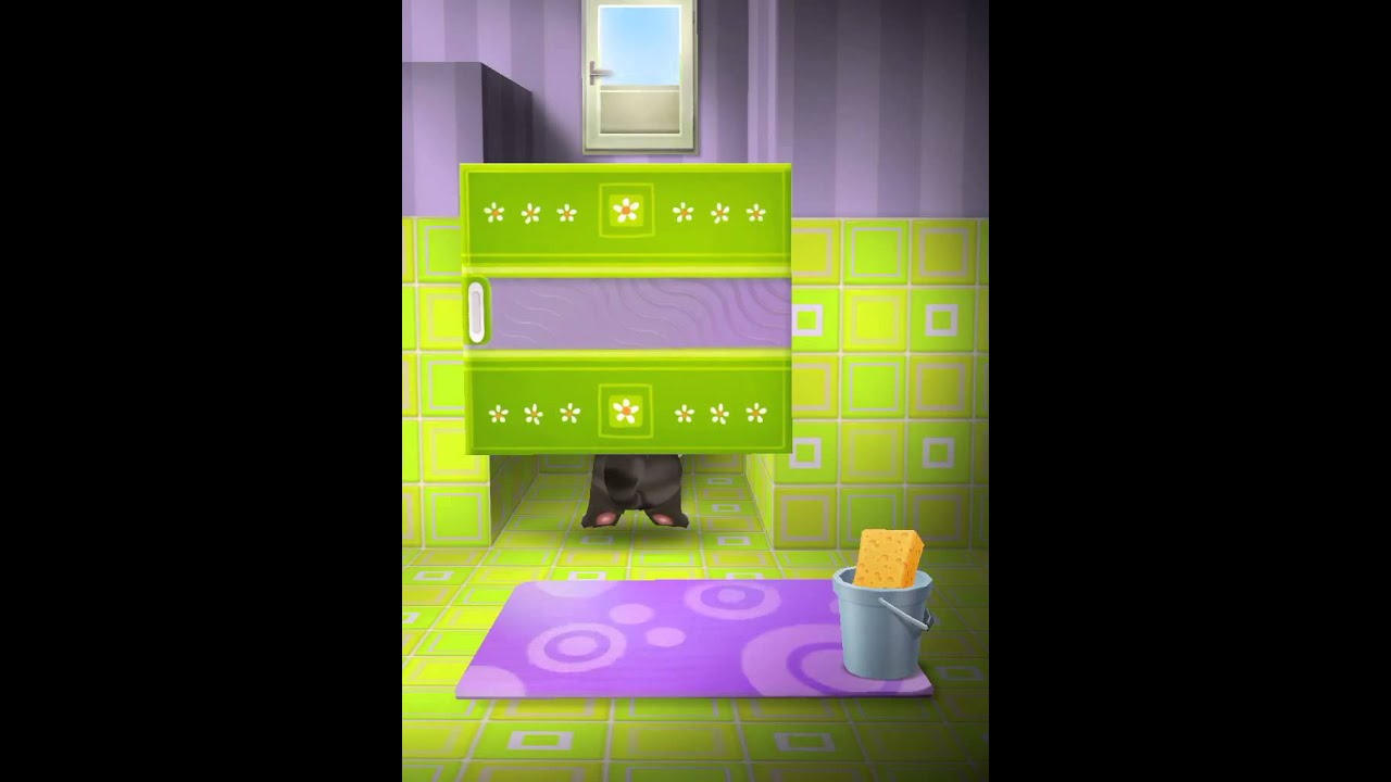 [My Talking Tom] I have to pee!!!!!!!!!!!!!!!!