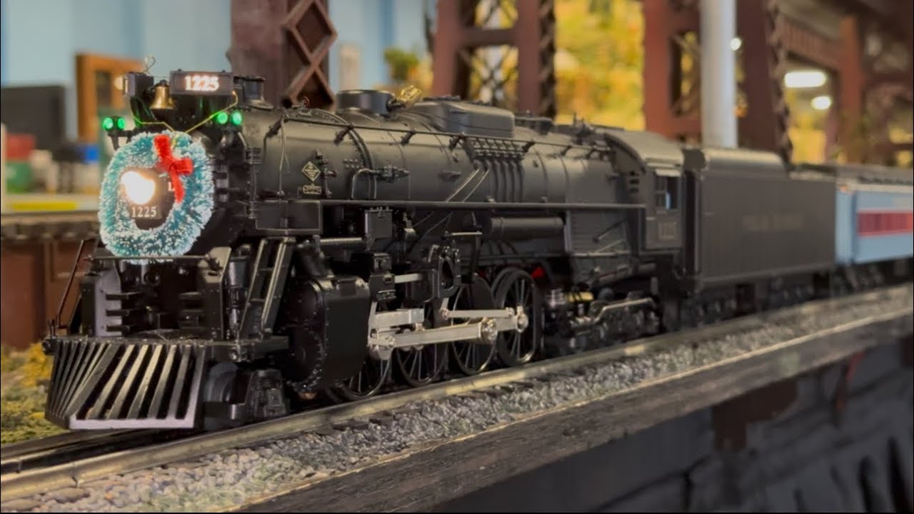 Late video of Polar Express passenger cars!