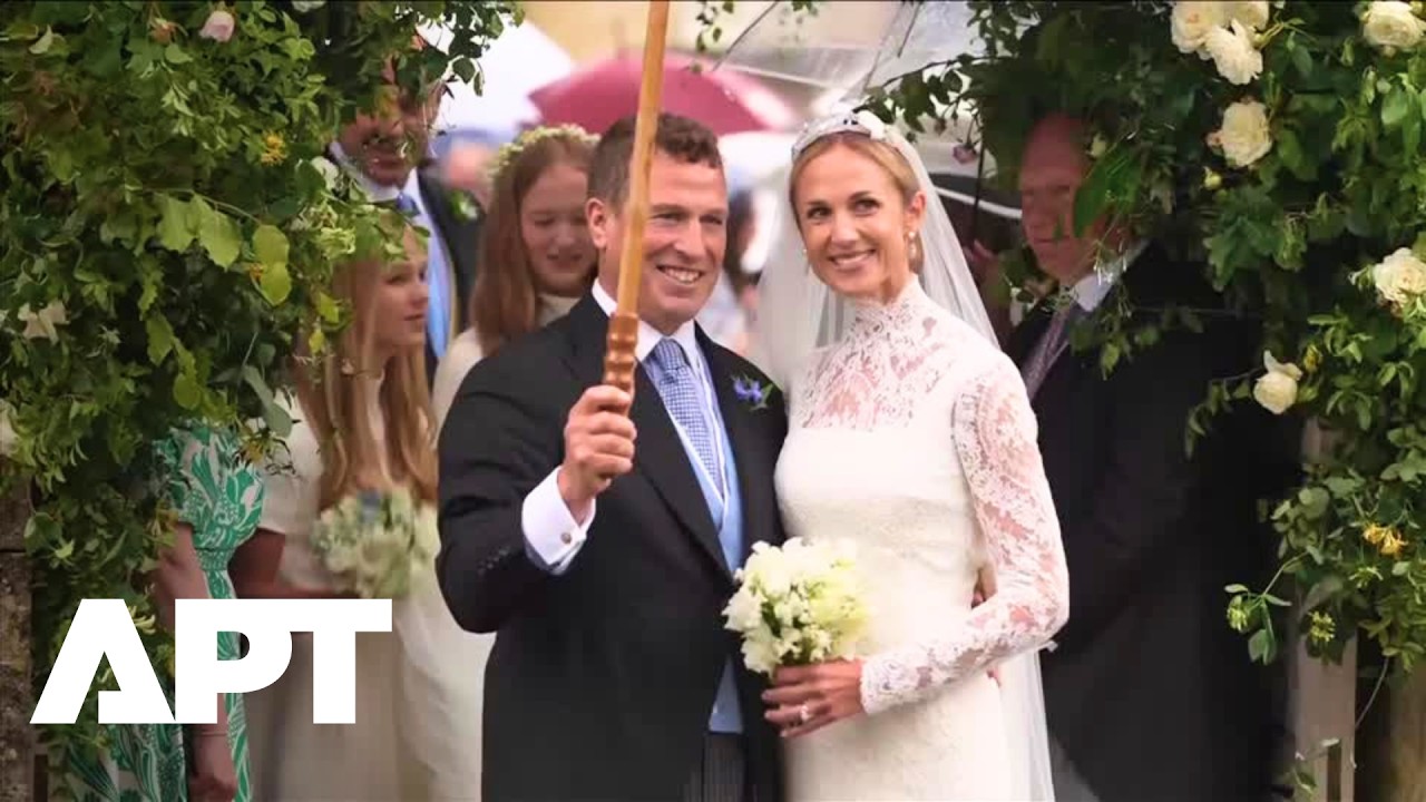 British Royals Gather for Wedding of Princess Anne&rsquo;s Son Peter Phillips | APT