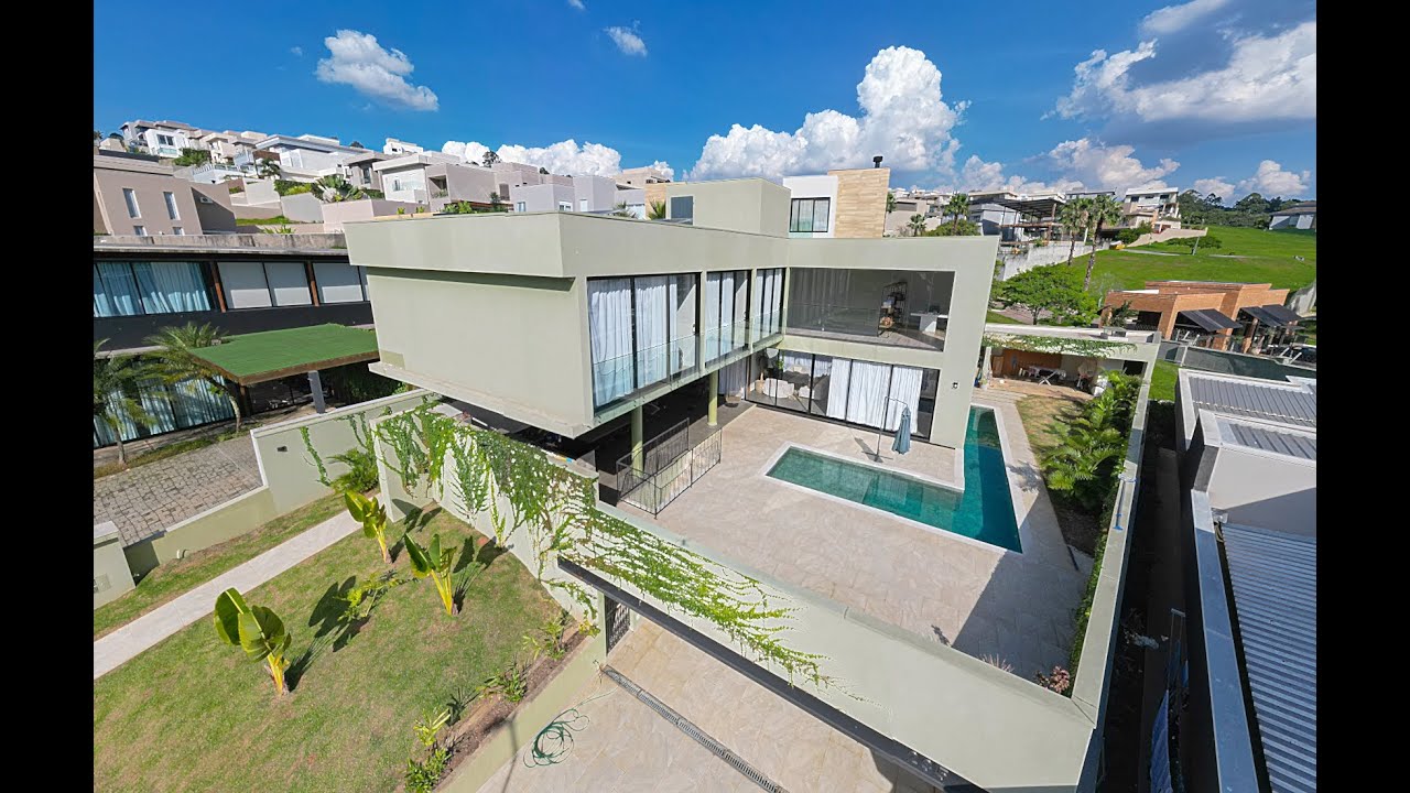 Casa &agrave; Venda em Santana de Parna&iacute;ba - Itahy&ecirc;