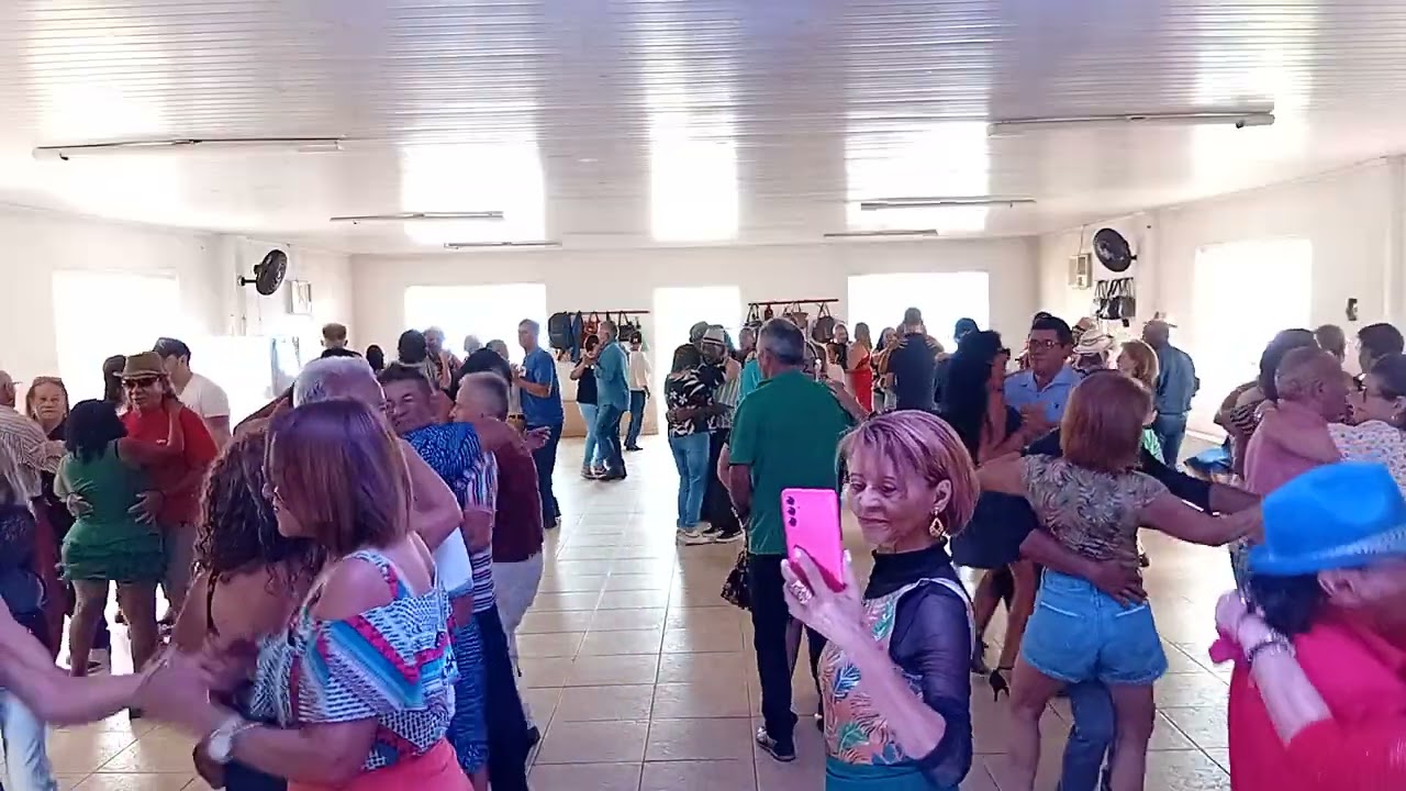 Baile da terceira idade com Janio Silva. CCI do Recanto das Emas DF. 31/10/2025