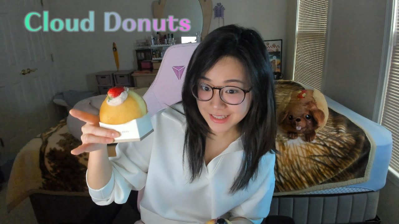 ASMR Mukbang | Korean Cloud Donuts🍓🫐 (Whisper Eating Sounds)