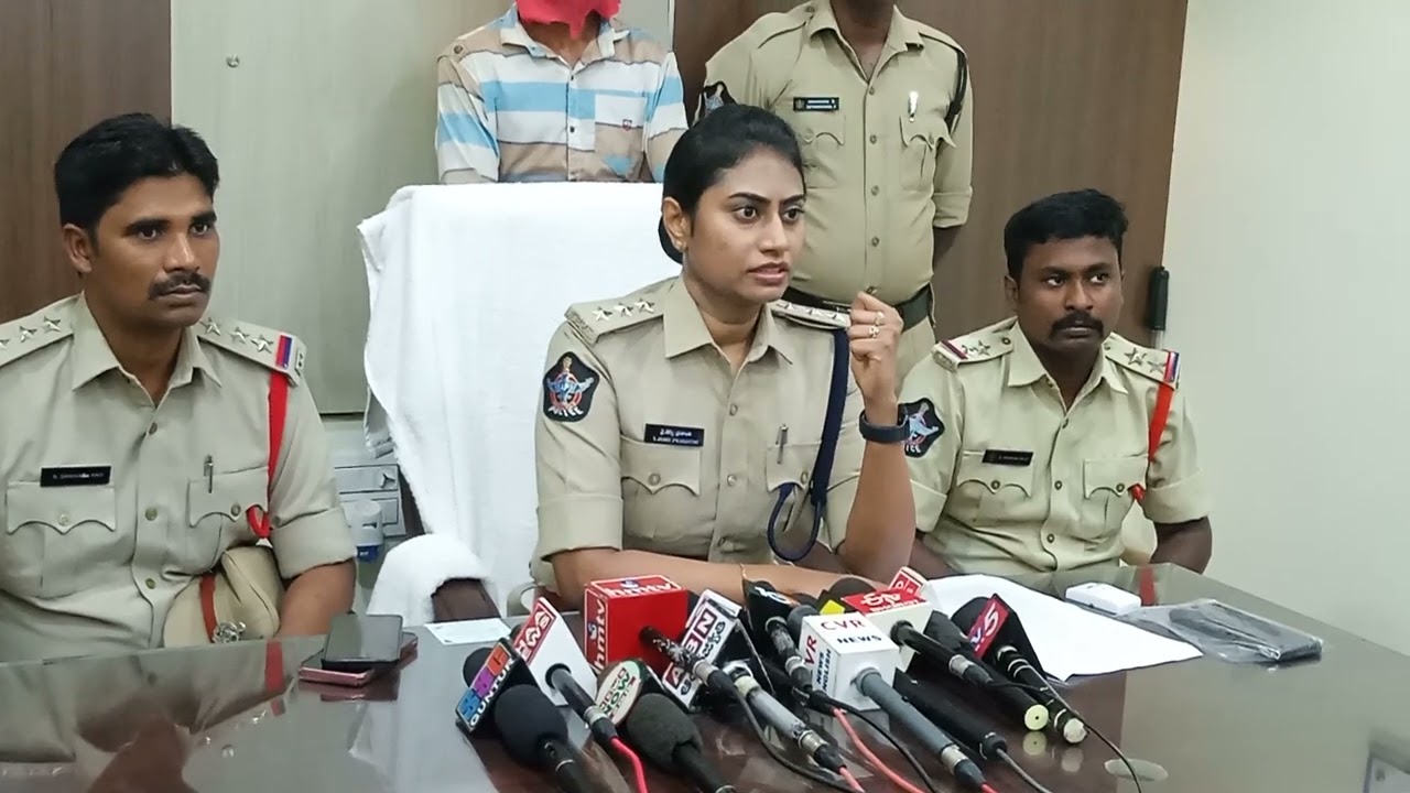GUNTUR DSP PRASANTI PRESS MEET.