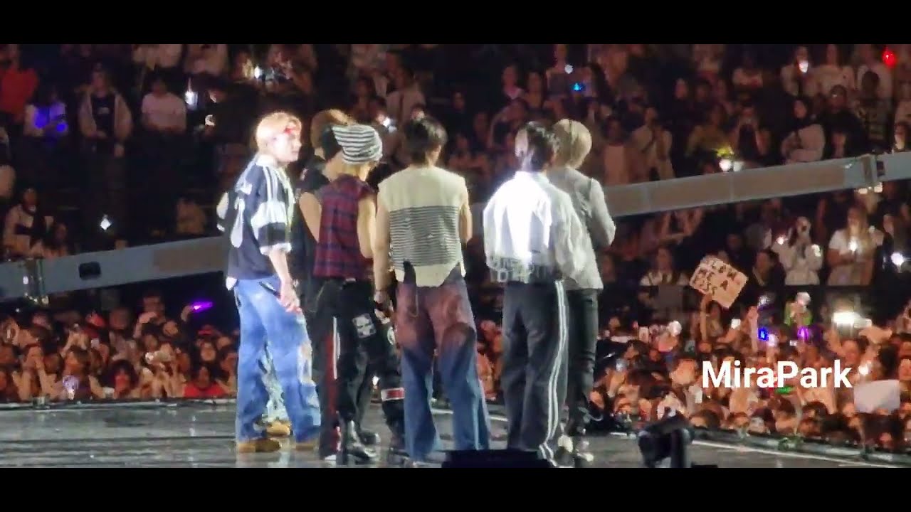 Stray Kids Special Challenge Fancam Music Bank in Paris 2023