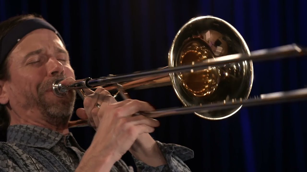 'Absinthe' by Ryan Keberle, Frank Woeste, Vincent Courtois [Live]