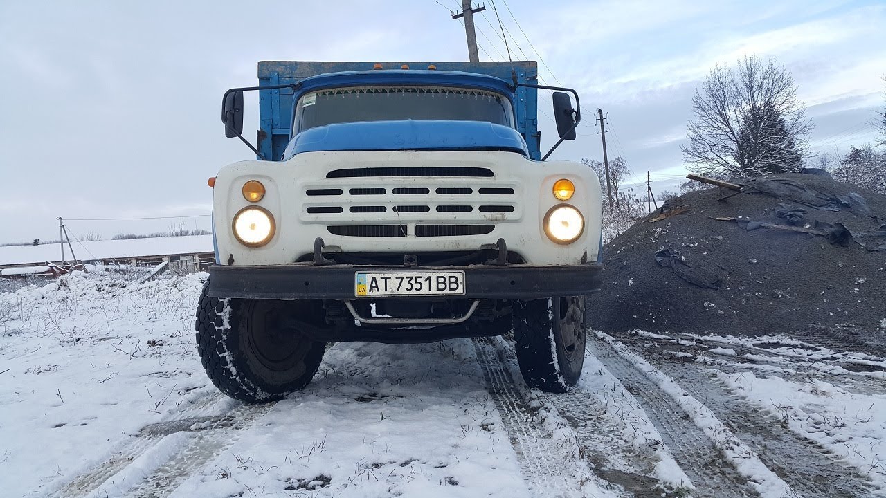 Запуск ЗИЛ 130 дизель андория 6,5 после одного месяца простоя_ Launch of the ZIL 130 diesel