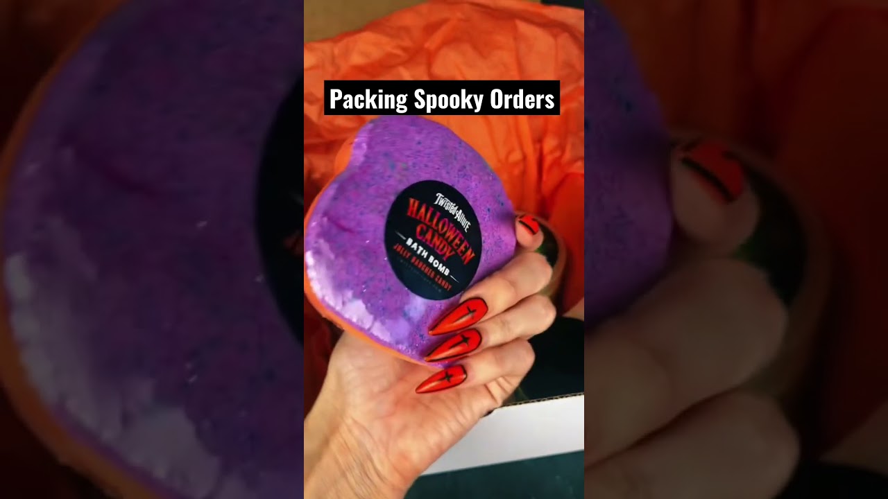 Packing Halloween orders | Halloween | pack an  order with me