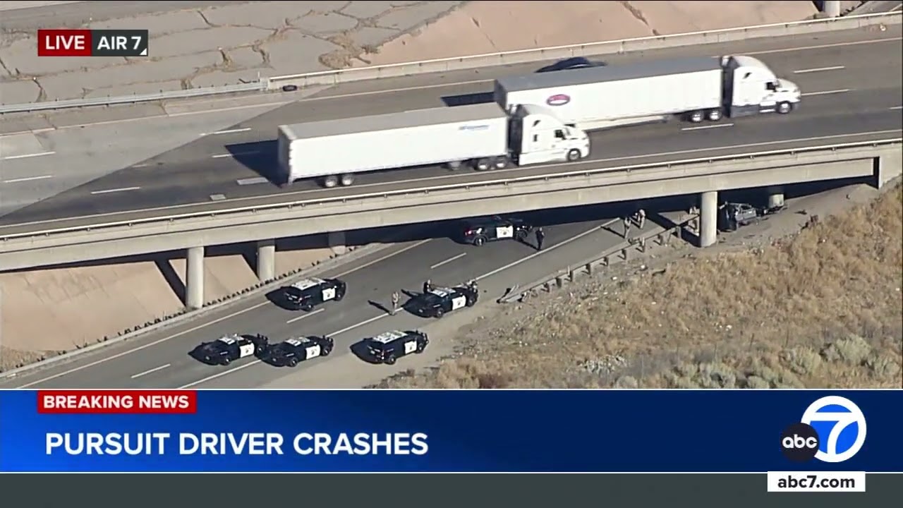 LAPD pursuit ends in deadly crash in north L.A. County