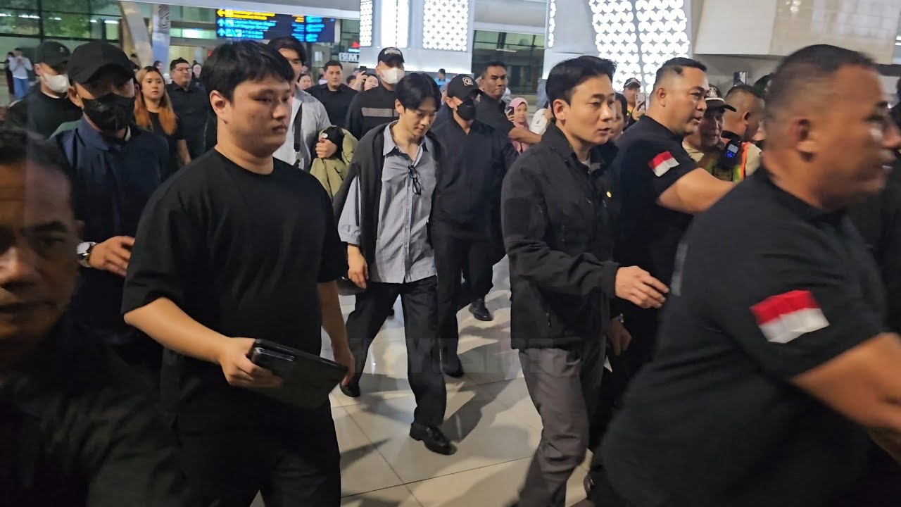 260130 EXO CHEN Arrived at CGK Airport