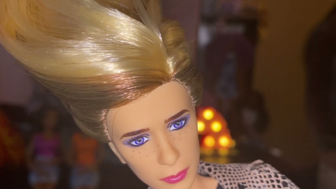 WW84 Barbara Minerva Doll Unboxing