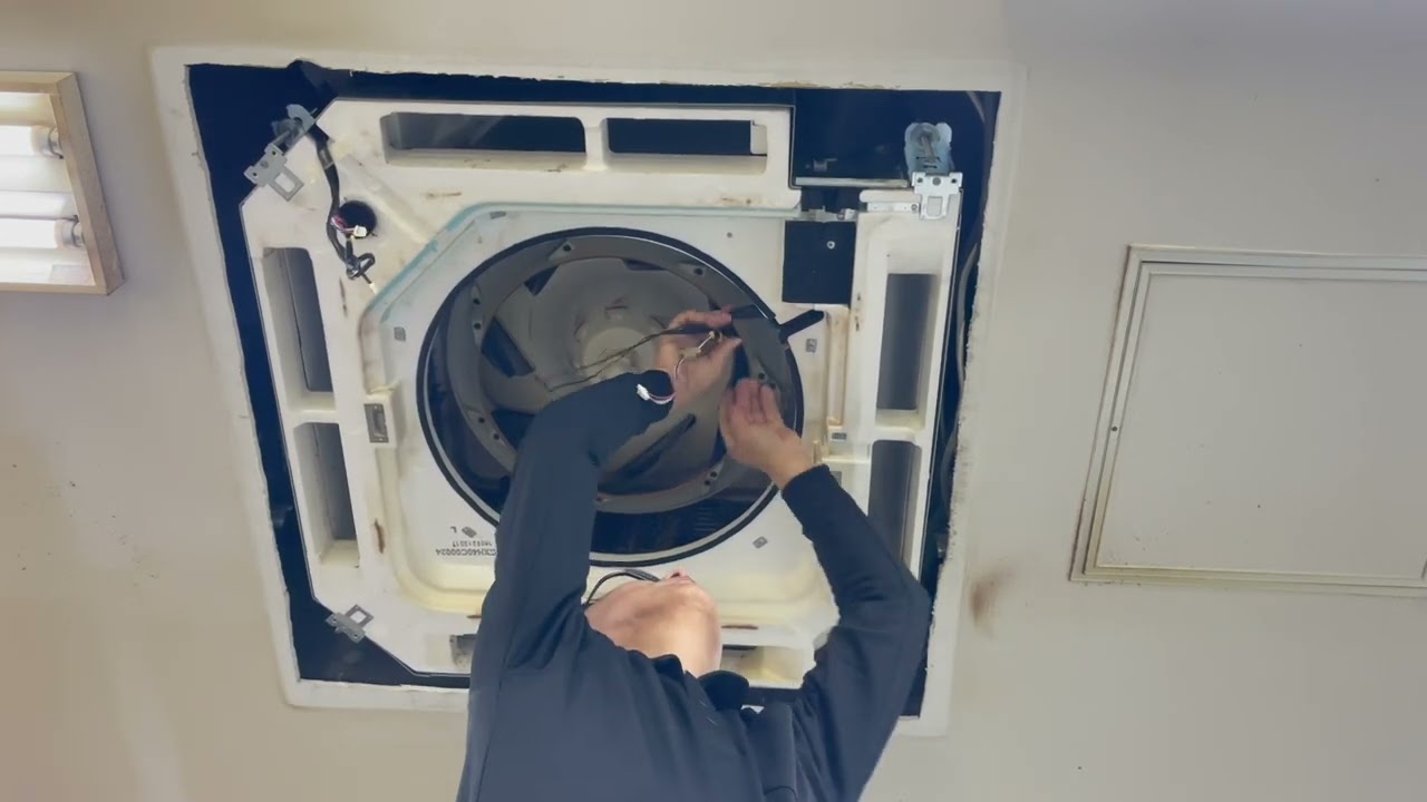 誰でもできる業務用エアコンクリーニング３９　パナソニック天カセエアコン分解動画　CS P160U6B