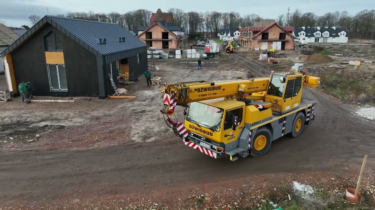 Fabryka Dom&oacute;w POLDAN budowa domu D115