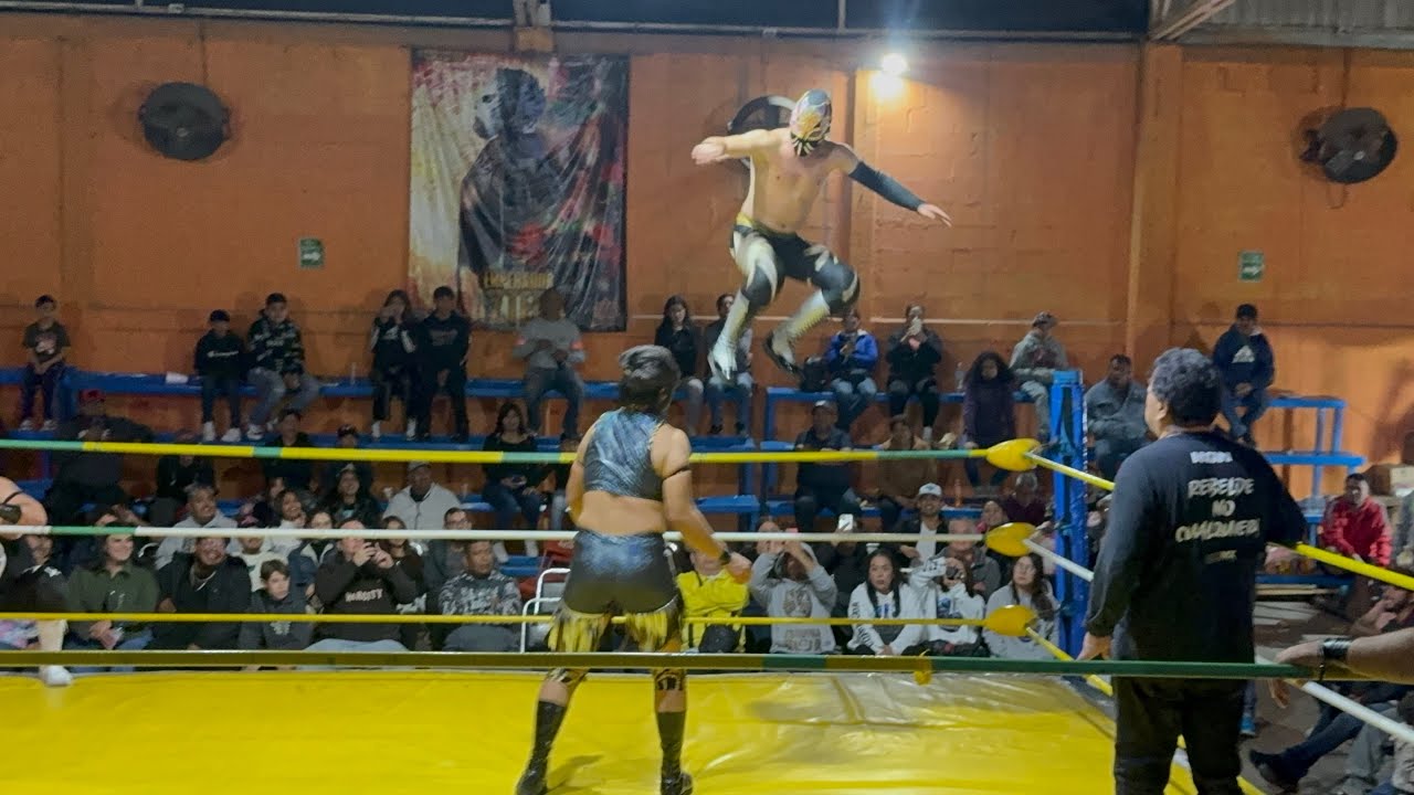 Zonik, Ángel Azteca Jr y Sexy Luna vs Sandro, Akelarre y Diamante Jr