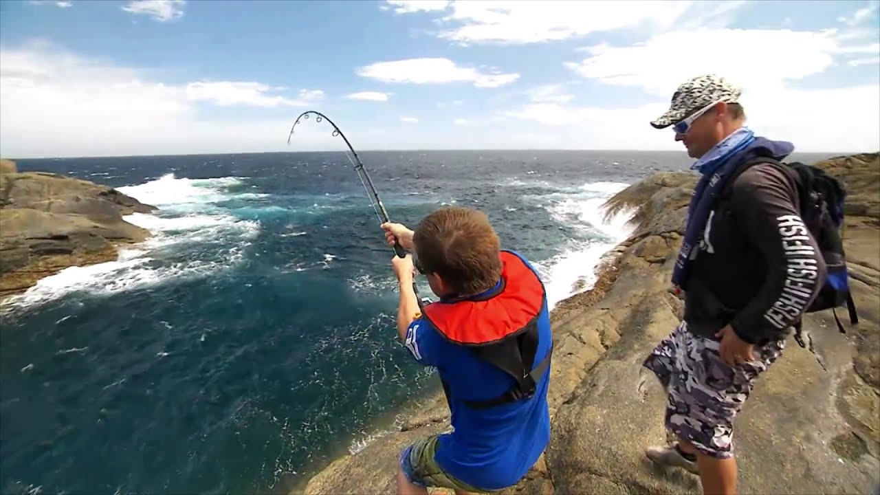 IFISH - BIG Blue Gropers со скал!
