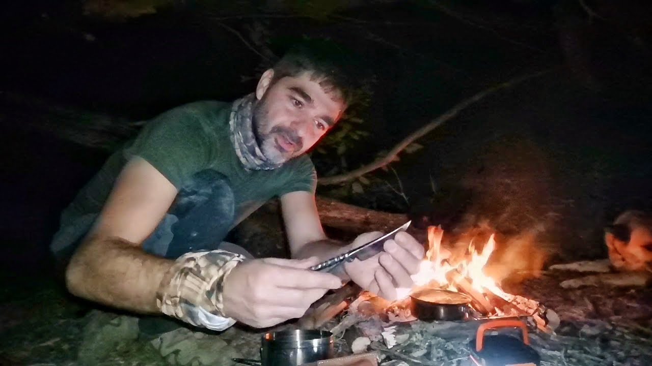 Vivac solo | Realizando practicas Bushcraft