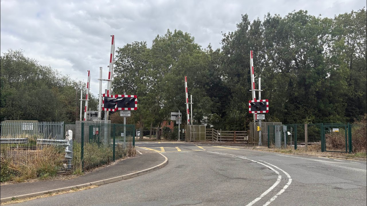 St James deeping level crossing (Lincolnshire) 21/08/25