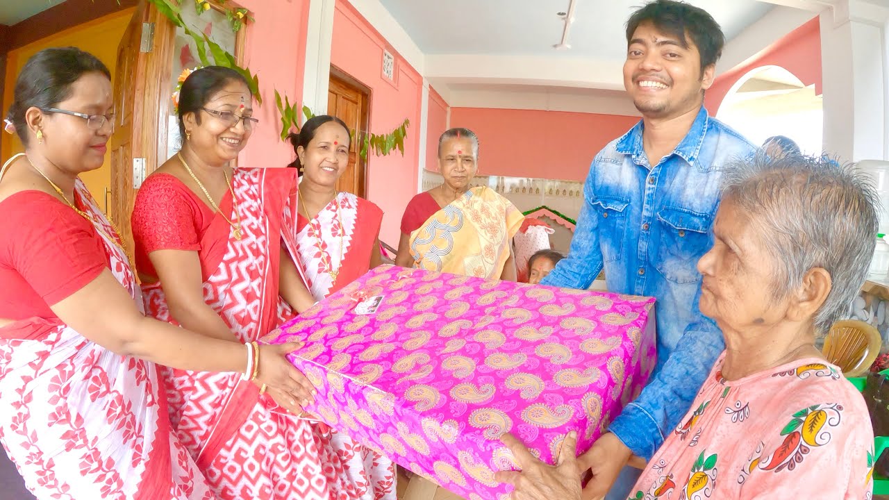 বান্ধবীর নতুন ঘরে পুজো🤗 উপহার Bandhobir notun ghore pujo Upohaar | Maa Diglipur Vlogs