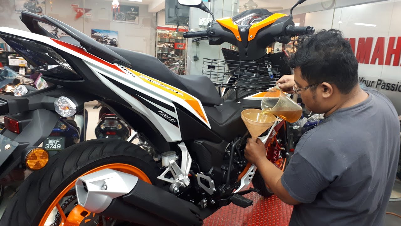 RS150R SERVIS PAKAI LIQUI MOLY 10W 50 FULLY