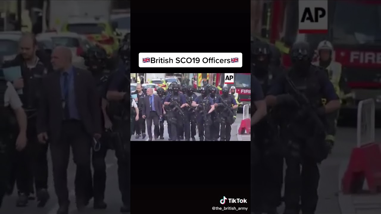 British SCO19 Officers