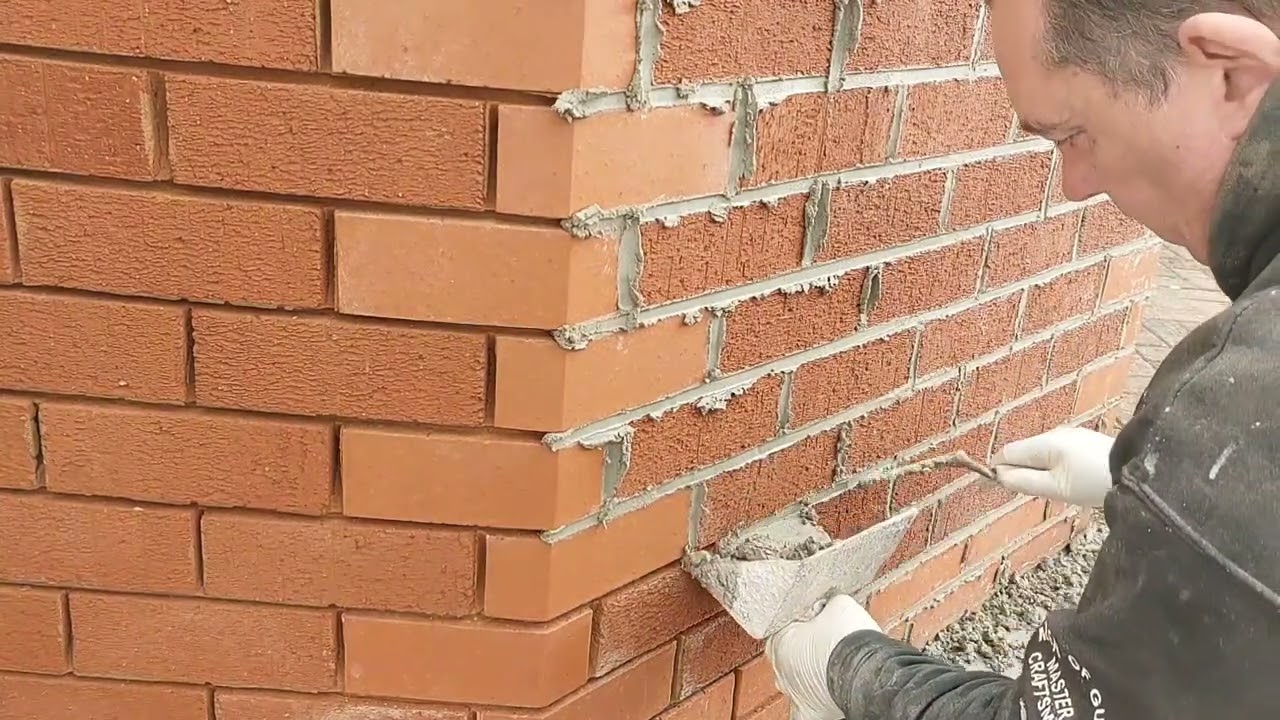 tips on Hot Lime Pointing for Beginners.