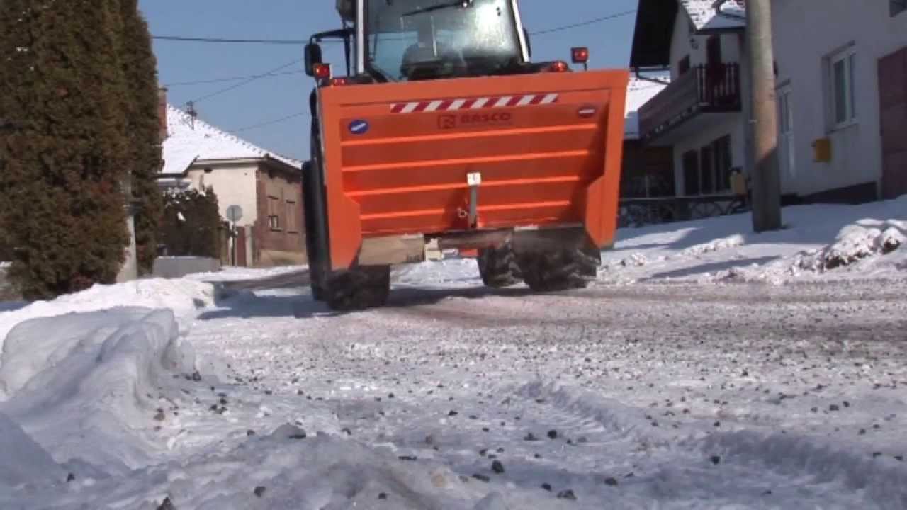 TRP tractor spreader