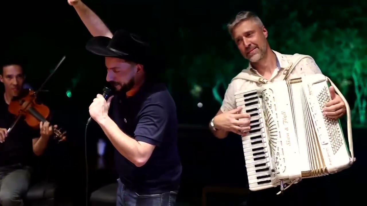 Fundo da Grota - Douglas Borsatti e amigos de Palotina