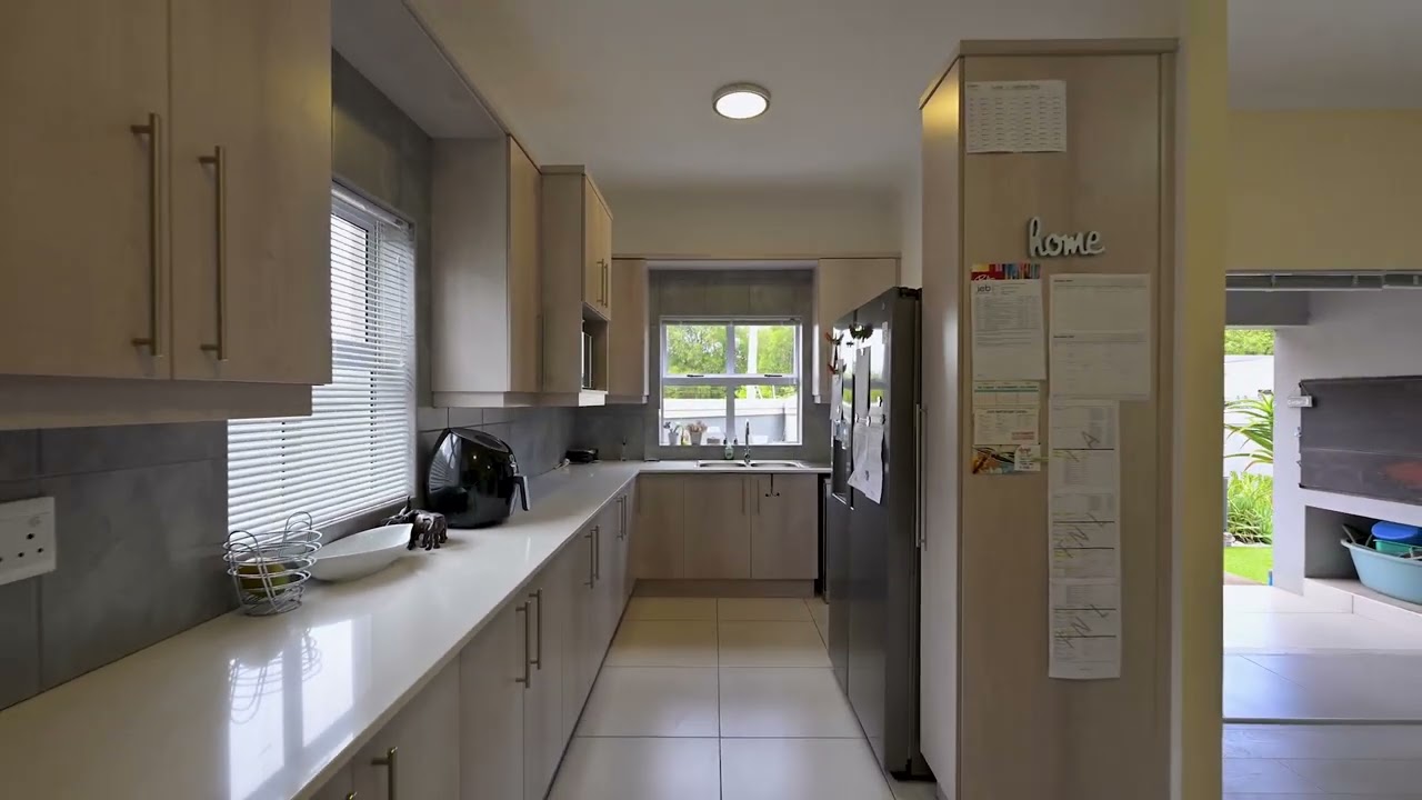 Park View Close, Hibiscus way Durbanville