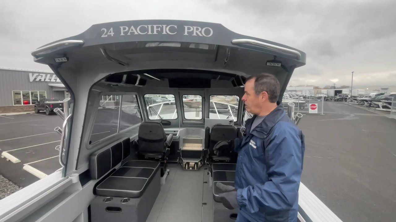 2024 Duckworth 24' Pacific Pro Alaskan Bulkhead Comparison