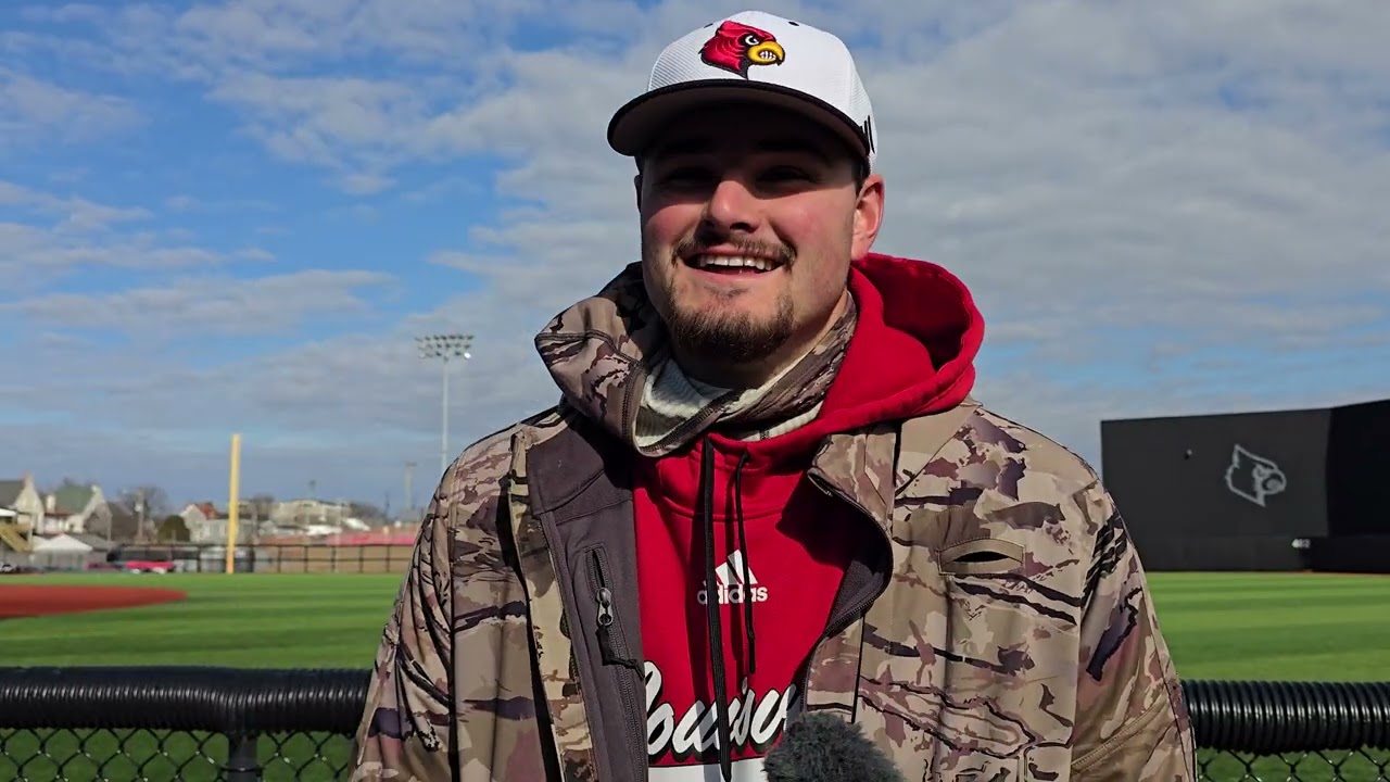 Первый бейсмен «Луисвилла» Таг Дэвис обсуждает начало тренировок перед сезоном 2026 года.