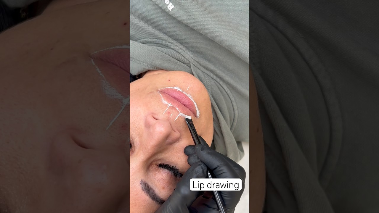 How to draw lips for lipshading. Lipblush pre drawing lips. Learn lipblush with Shayli.