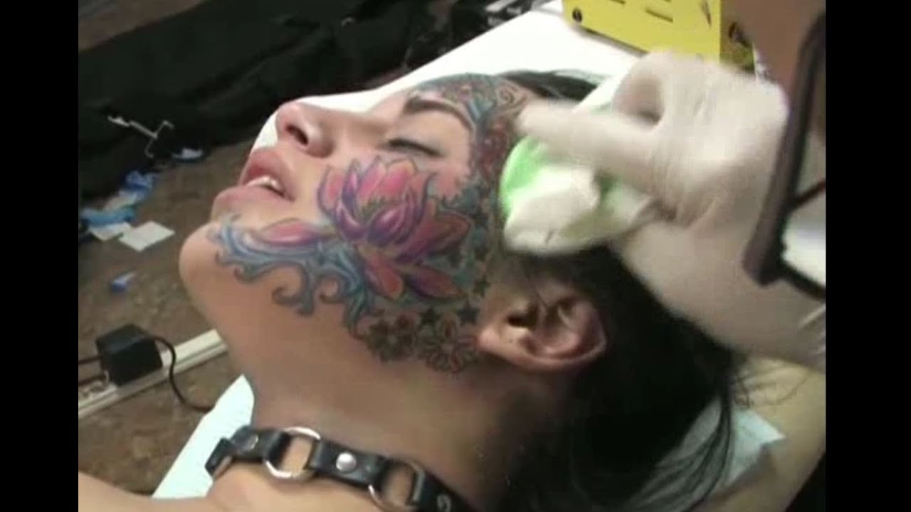 Facial Tattoo on an awesome Girl (TIMELAPSE)