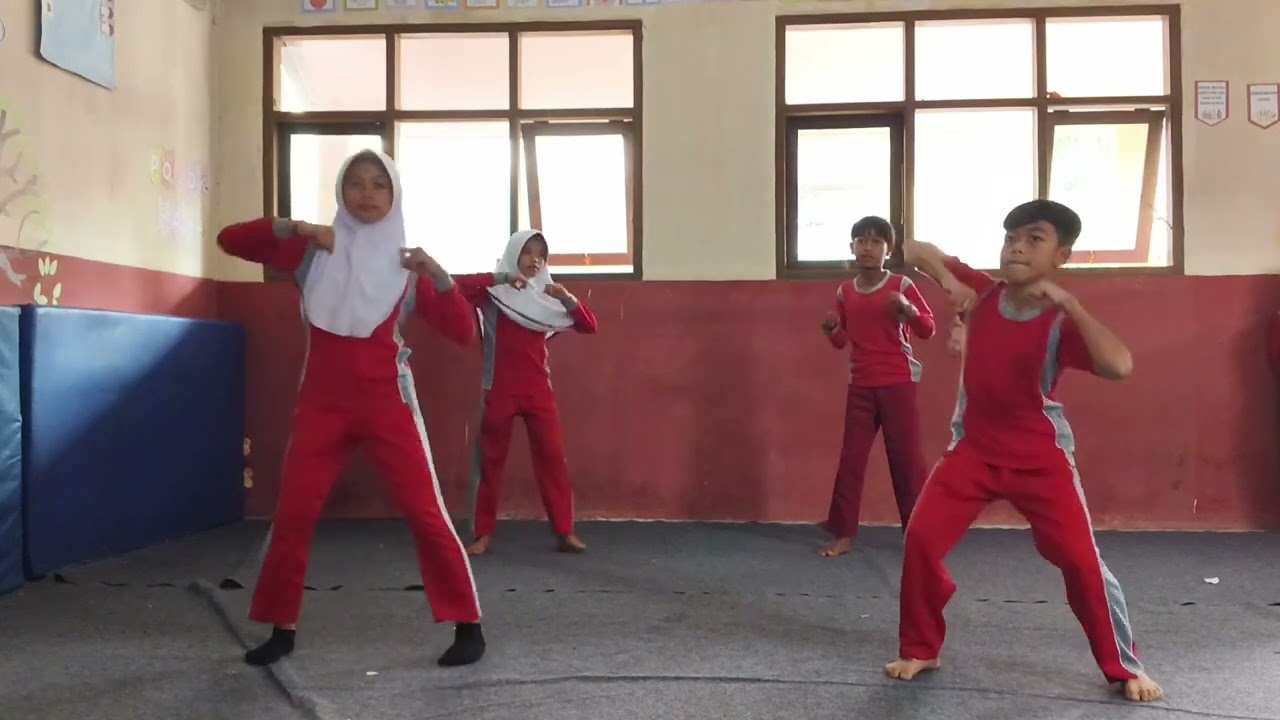 SENAM KREASI SD - TABOLA BALE