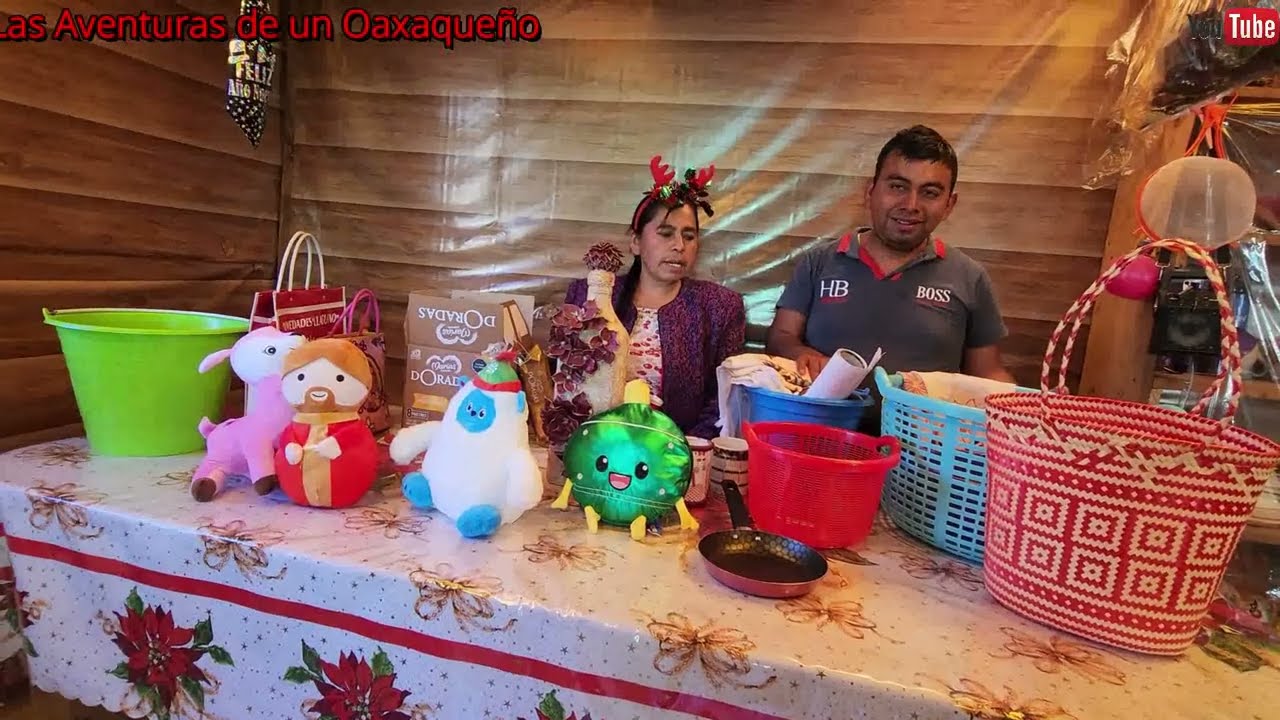 Mi mamá👩🏻  les muestra los  regalos 🎁🎁🎁🎁🎁que le dieron