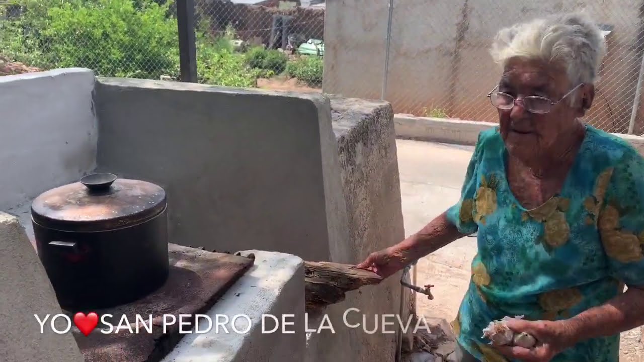 Doña Beba cocina Caldo de hueso de Res