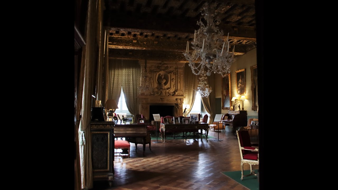 QUE VER EN FRANCIA (El Valle del Loira) Interior del castillo De "BRISSAC"
